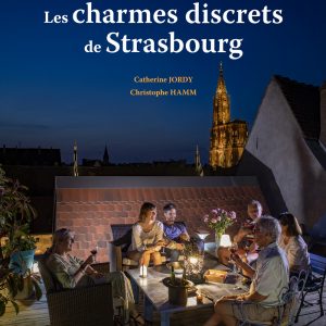 Rencontre à Dinali autour des Charmes discrets de Strasbourg